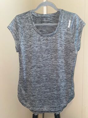 Reebok Heathered Gray Short-Sleeve Performance Tee
